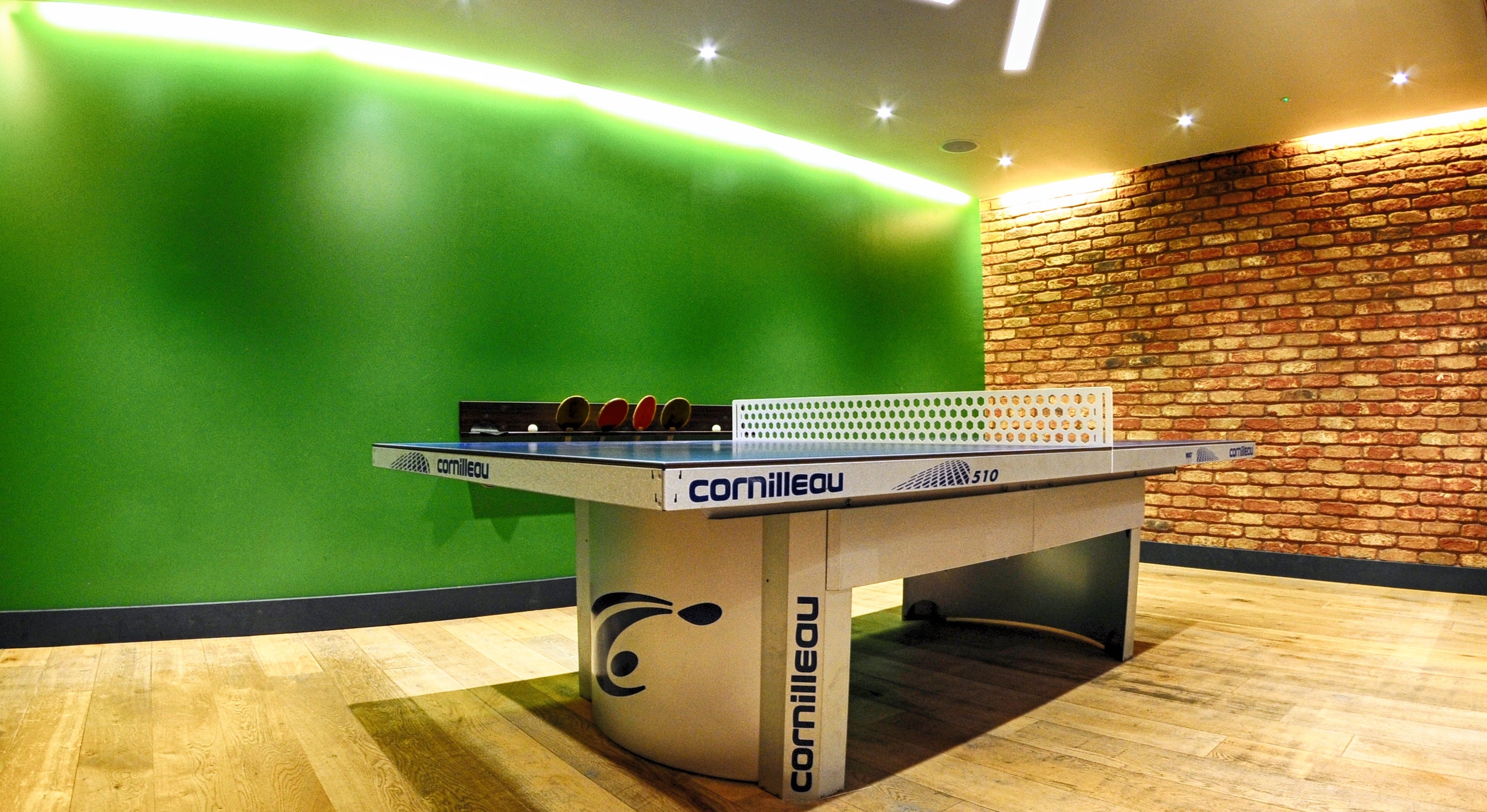 Do Ping-Pong and Paint Make Workplaces More Creative?